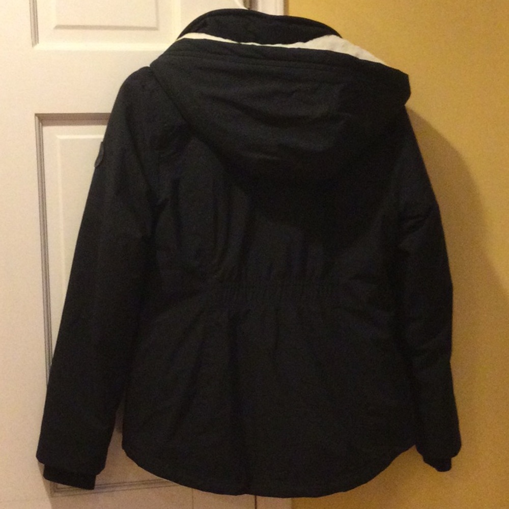 Hollister Women's Black Shearling trimmed Jacket, small. - Picture 4 of 7